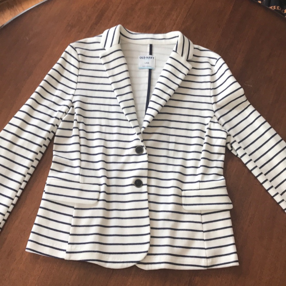 Old Navy women’s size L white and navy blazer